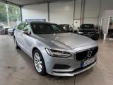 Volvo V90 Kombi Momentum Keyless|Pano|LED|Kamera|AHK - silberne Volvo V90