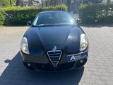 Alfa Romeo Giulietta Basis - Alfa Romeo Giulietta mit Diesel-Antrieb