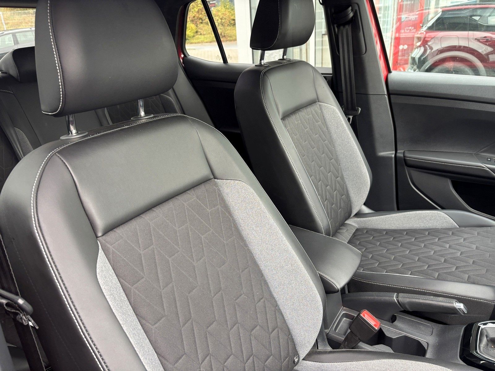 Fahrzeugabbildung Volkswagen T-Cross 1.0 TSI 85 kW Goal+ACC+Kamera+AHK+Navi+