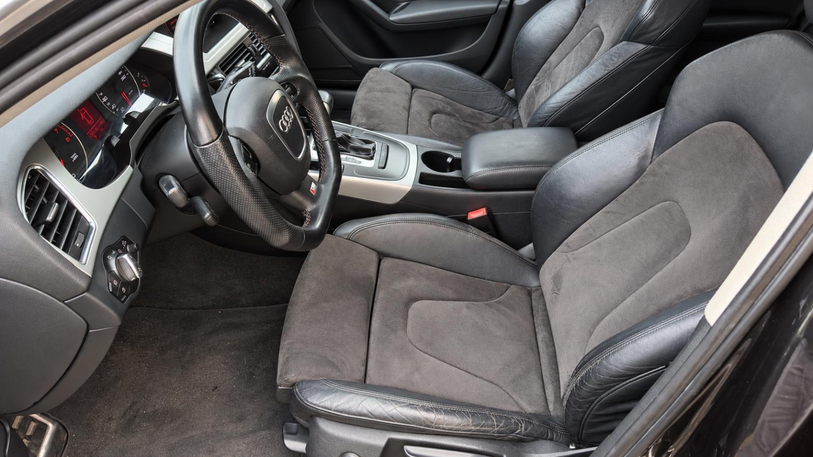 Audi A4 2009 — photo 9