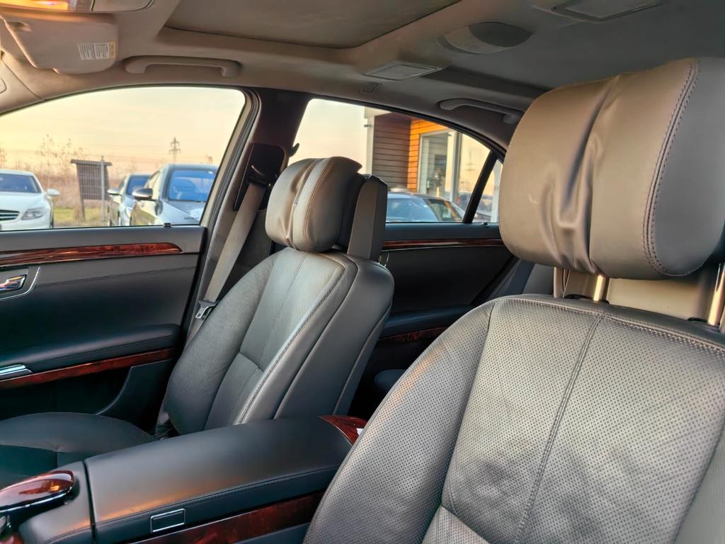 Mercedes-Benz S 600