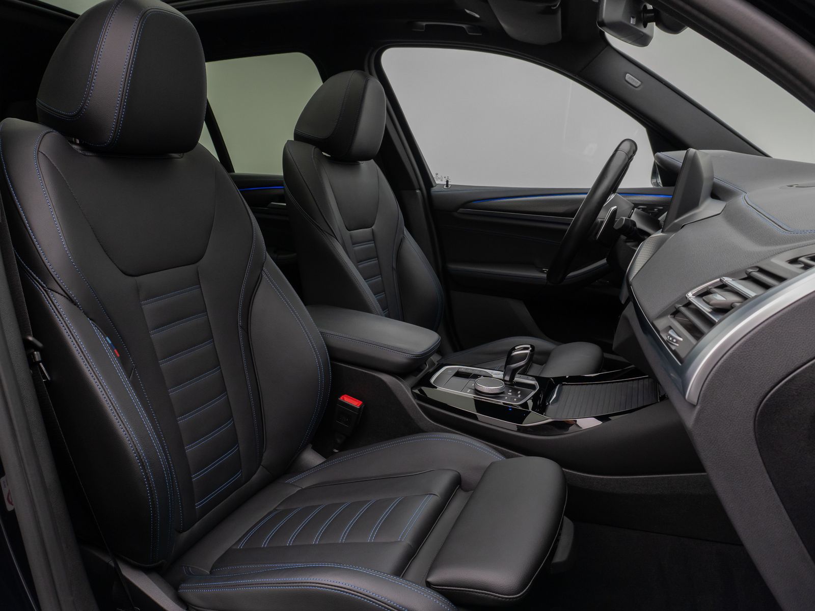Fahrzeugabbildung BMW X3 xD30d M Sport Kamera Panorama DAB AHK 21Zoll