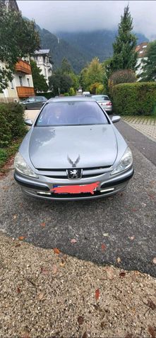 Peugeot 607