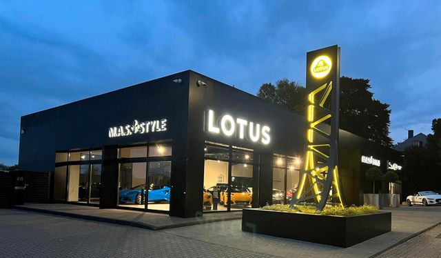 Fahrzeugabbildung Lotus Eletre R Lotus Wuppertal