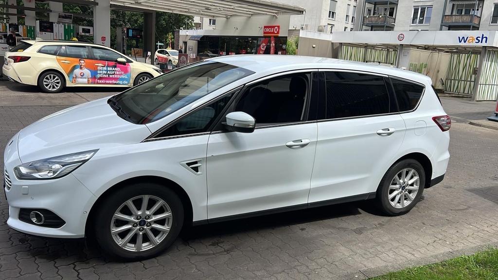 Ford S-Max