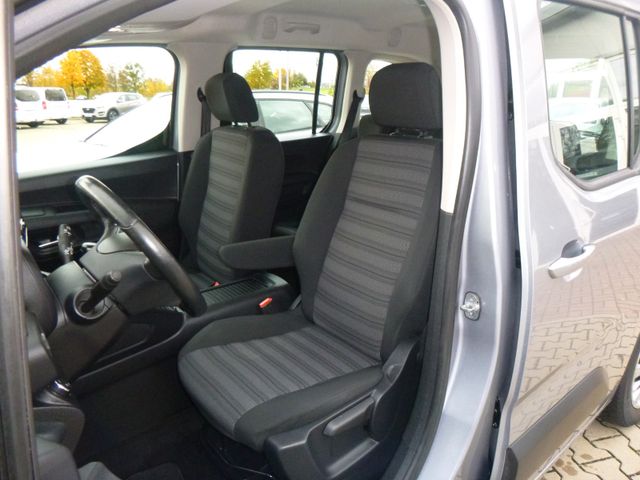 Fahrzeugabbildung Opel Combo Life E >AHK/Navi/Einparkhilfe<