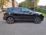 Nissan Qashqai 1.6 dCi DPF Acenta+ Acenta+ - Nissan Qashqai mit Diesel-Antrieb: Limousine