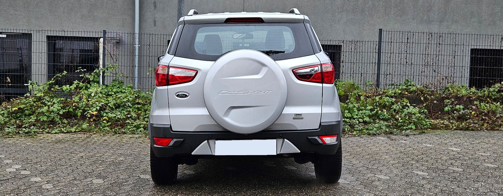 FORD EcoSport Titanium Leder *TURBO PFEIFT* KeylessGO