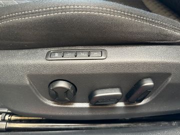 Skoda Superb Combi Style *BiXenon*Navi*AHK*
