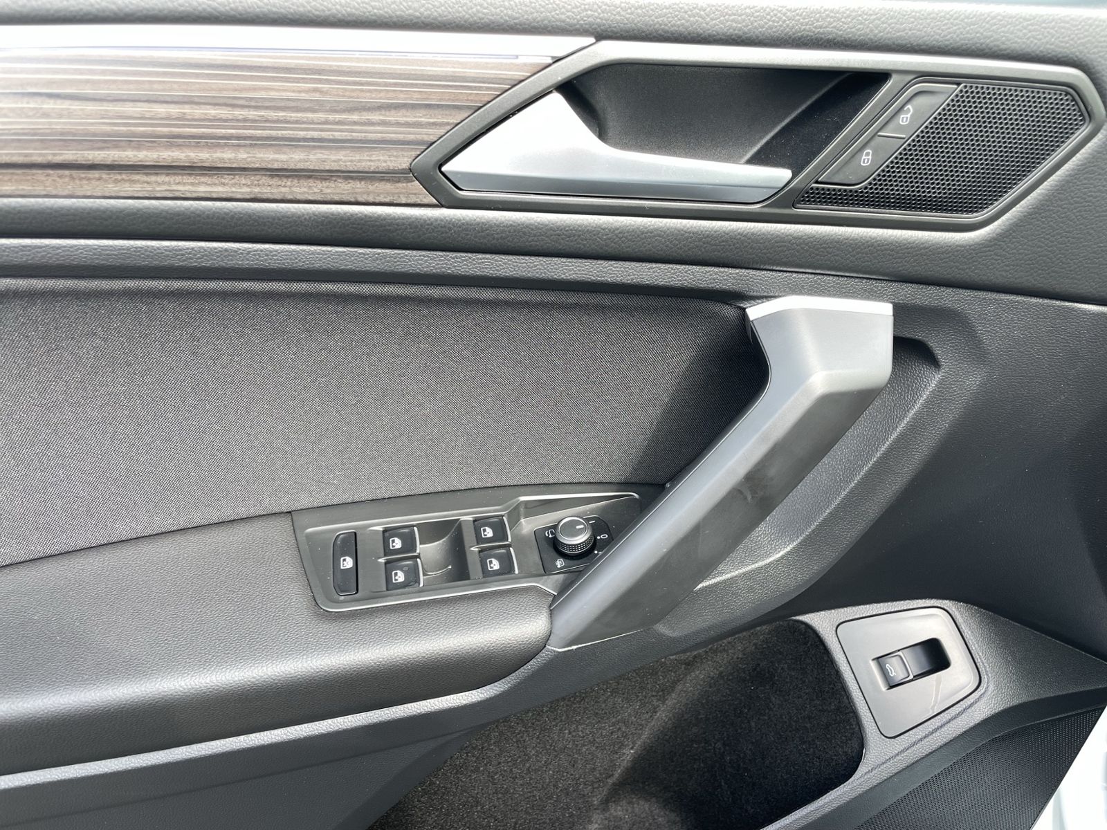 Volkswagen Tiguan Allspace Elegance 4M PANORAMA IQ.LIGHT foto 11