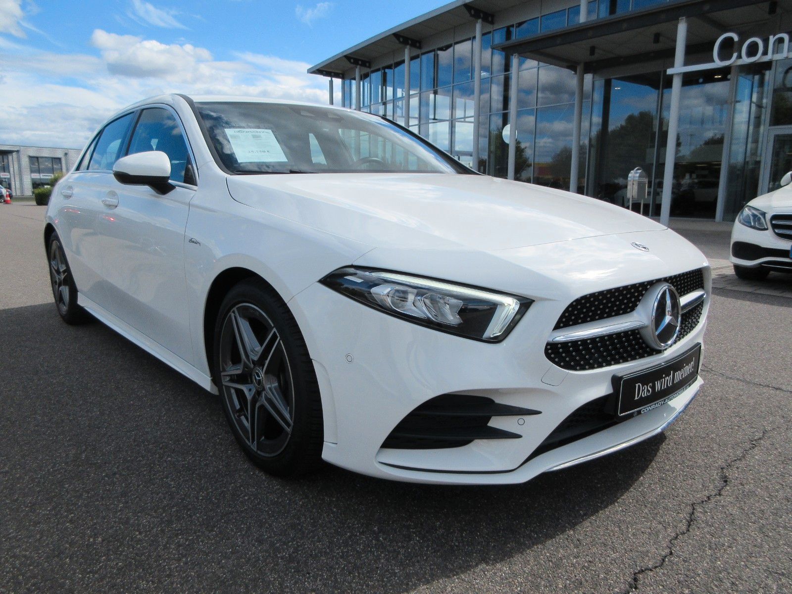 Mercedes-Benz A 200 AMG 7G LED Fernlicht Navi Kamera CarPlay foto 3
