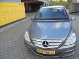 Mercedes-Benz B 160 BlueEFFICIENC/SHZ/PDCv+h - Mercedes-Benz B 160 in Berlin