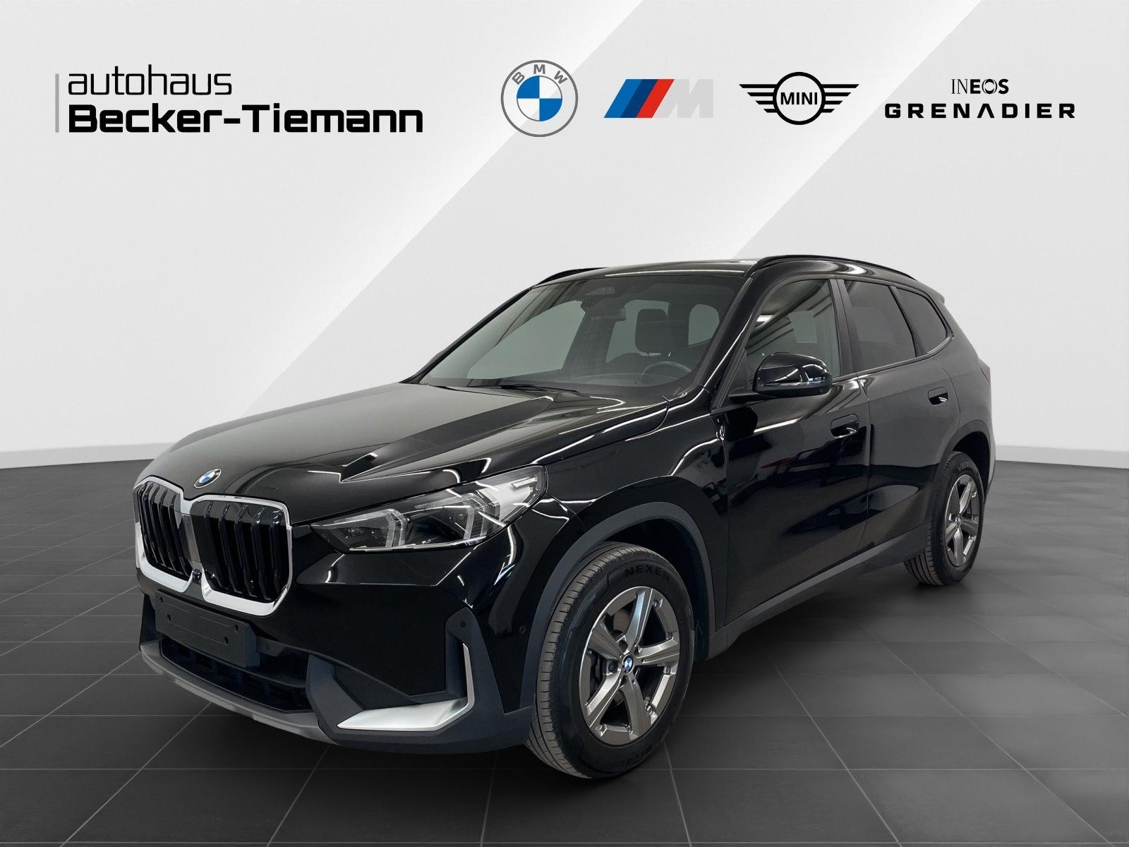 BMW X1 sDrive18d A,AHK,Pano.Dach,SHZ,HeadUp,LED,Navi