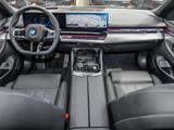 BMW 520d Touring M Sport HUD ACC AHK 360°KAM RFK LM - BMW 520 Gebrauchtwagen in Wuppertal
