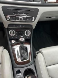 2012 AUDI Q3 — миниатюра 11