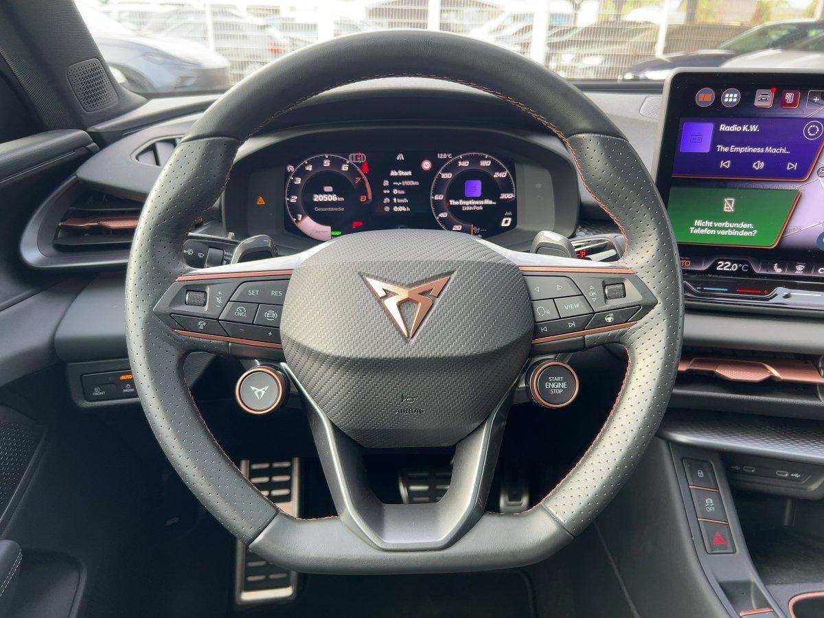 Cupra Terramar 1.5 eTSI DSG MATRIX+AHK+ACC+HUD+PANO+36