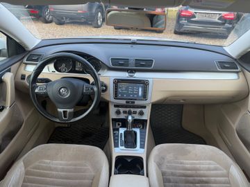 Volkswagen Passat Variant - 11