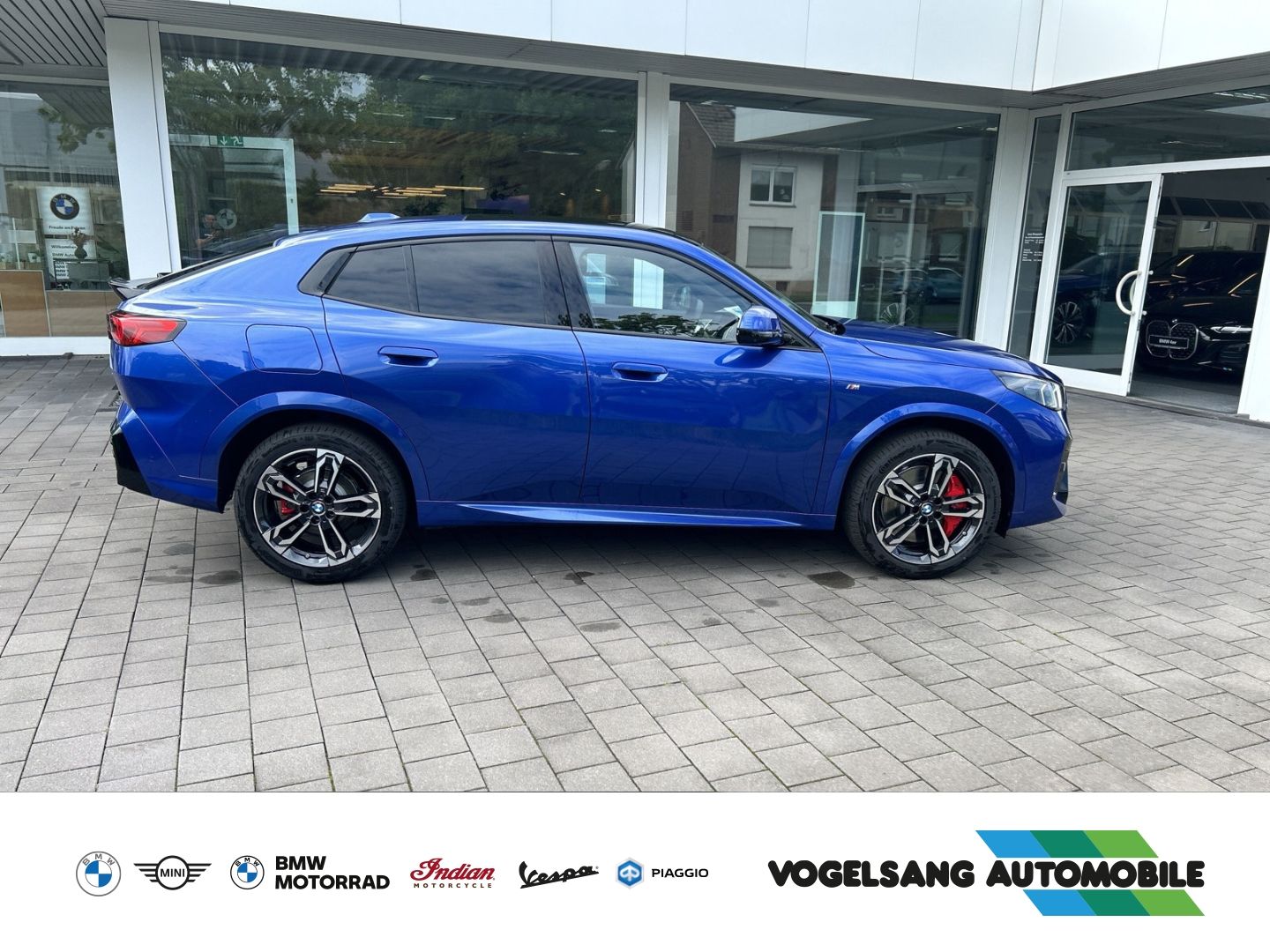 Fahrzeugabbildung BMW X2 20i sDrive M Sport Park-Assistent Sportpaket