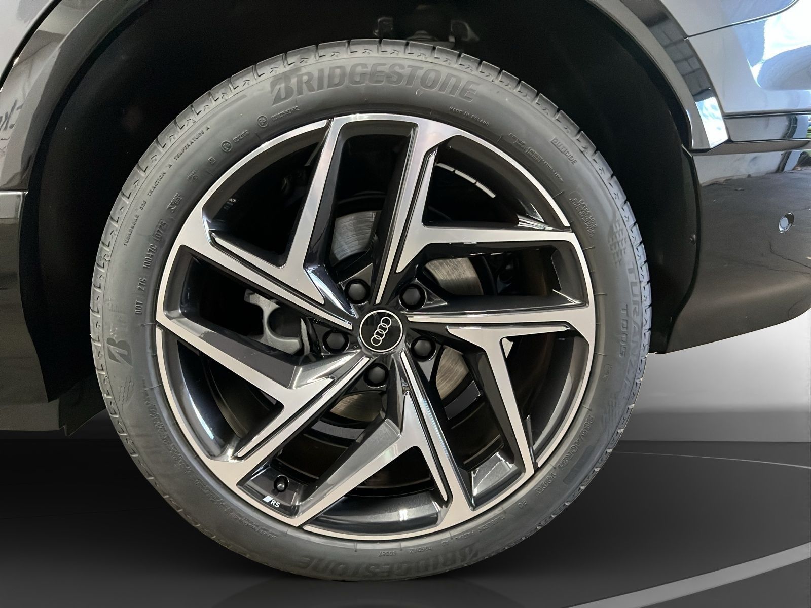 Audi Q6 e-tron - Bild 14