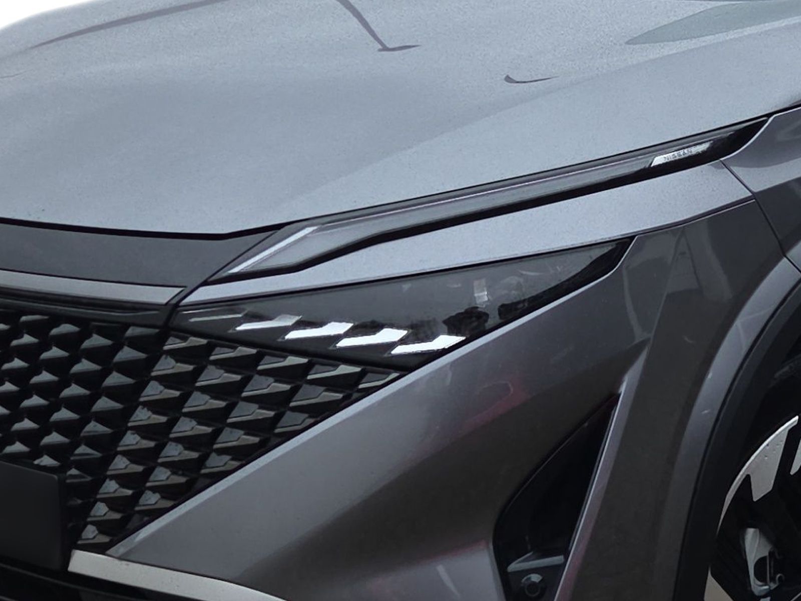 Fahrzeugabbildung Nissan Qashqai N-Connecta 140 PS Handschalter *HEADUP D