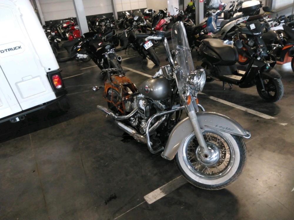 Harley-Davidson SOFTAIL HERITAGE CLASSIC