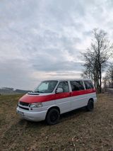 Volkswagen VW T4 syncro 2,5l Caravelle (DLRG) - Volkswagen: Syncro Caravelle