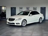 Mercedes-Benz E 350 AMG *Avantgarde*Kamera*Memory*Schiebedach* - Mercedes-Benz E 350 aus 2011