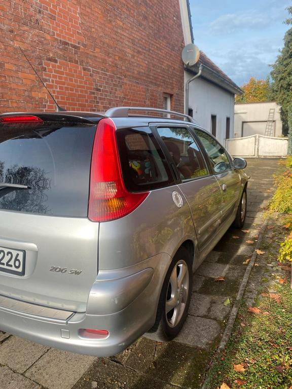 Peugeot 206
