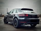 Porsche Macan Turbo 20 Zo+Pano+Bose+SP.AGA+Motor neu+AHK - Porsche Gebrauchtwagen in Stuttgart