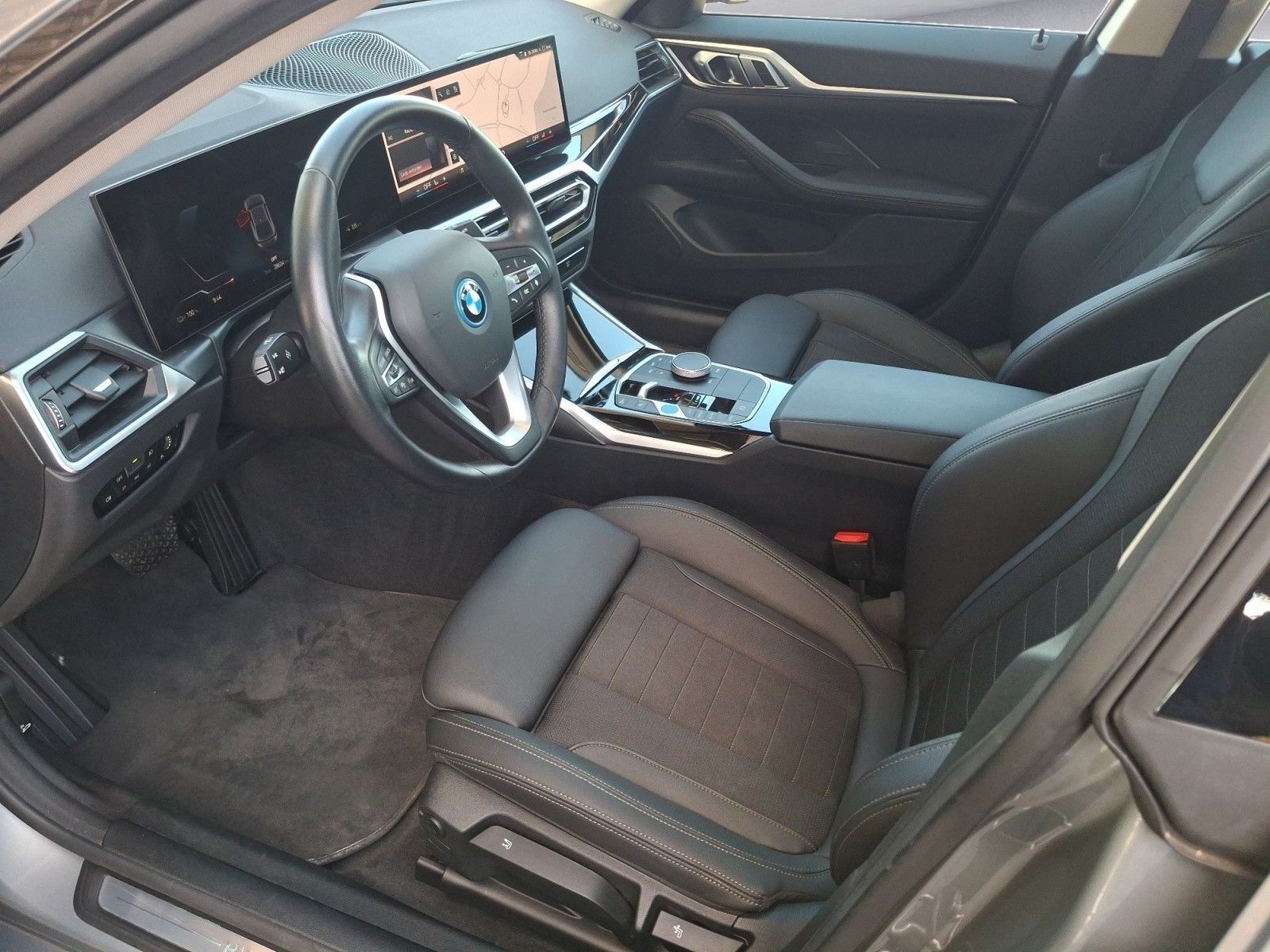 BMW i4 eDrive35 Navi Glasdach RFK Sitzheizung foto 11