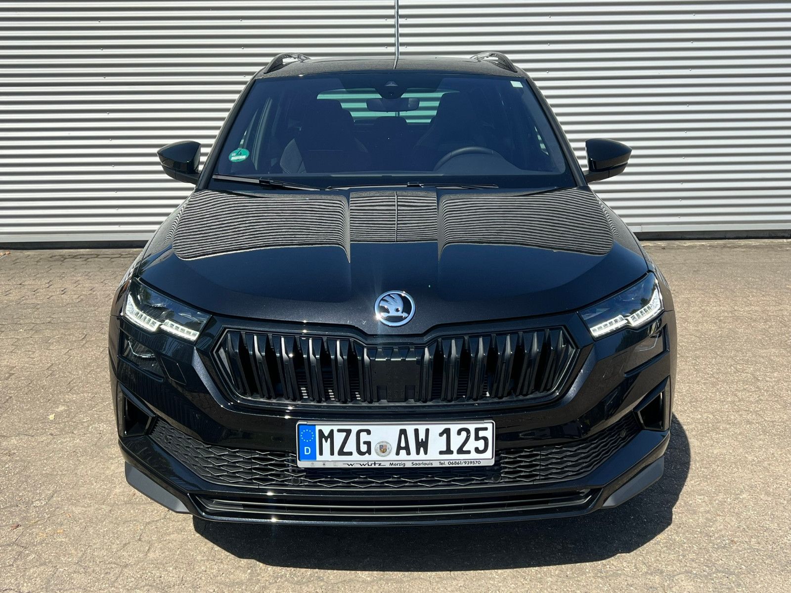 Fahrzeugabbildung SKODA Karoq Sportline 1.5 TSI DSG Navi Tempomat Kamera