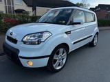 Kia Soul Spirit MFL Klima ALU SHZ PDC Schiebed. TÜV