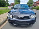 Audi A 4 2.0 Benzin  Limousine  TÜV  NEUE - Audi A4 aus 2001: 2.0
