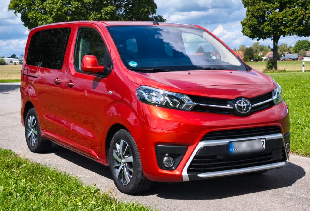Image of Toyota Proace (Verso)