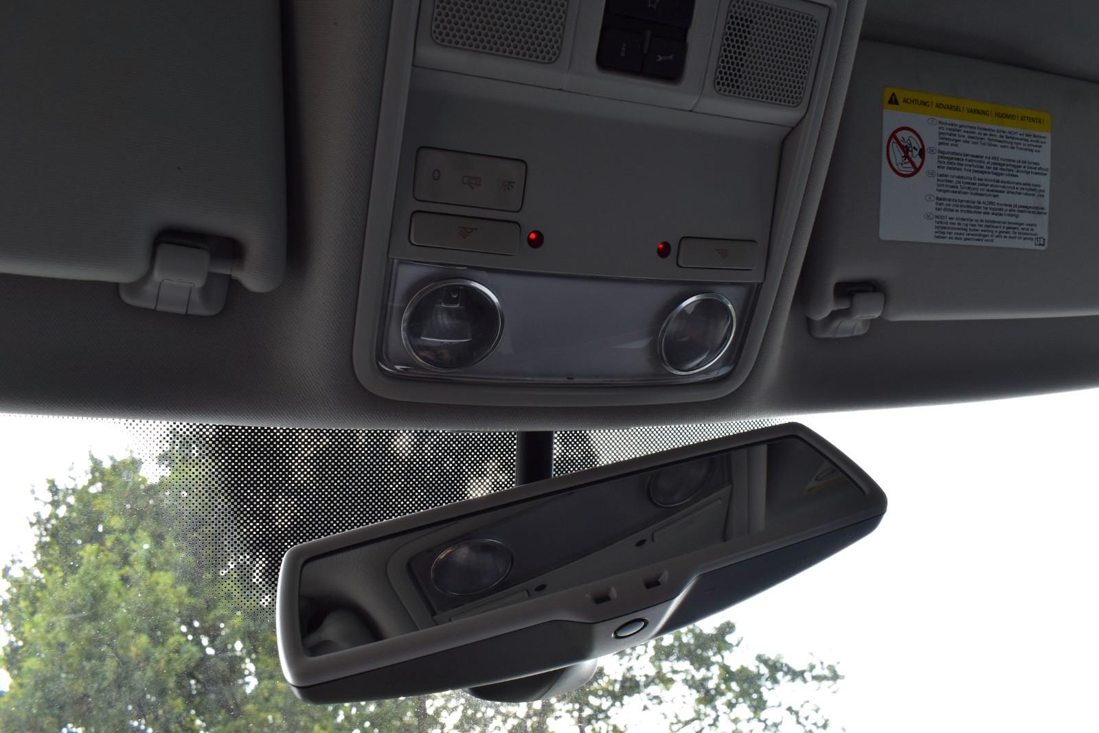 Volkswagen Passat 2011 — photo 34