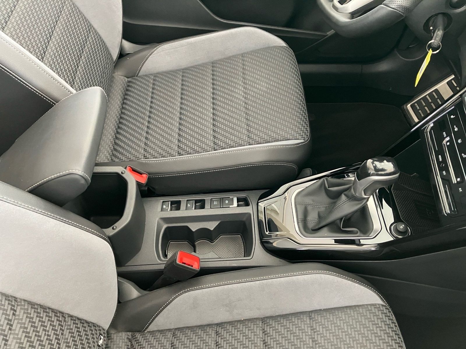 Volkswagen T-Roc - Bild 14