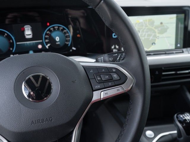 Golf VIII Variant Life TDI Business Premium-Pake