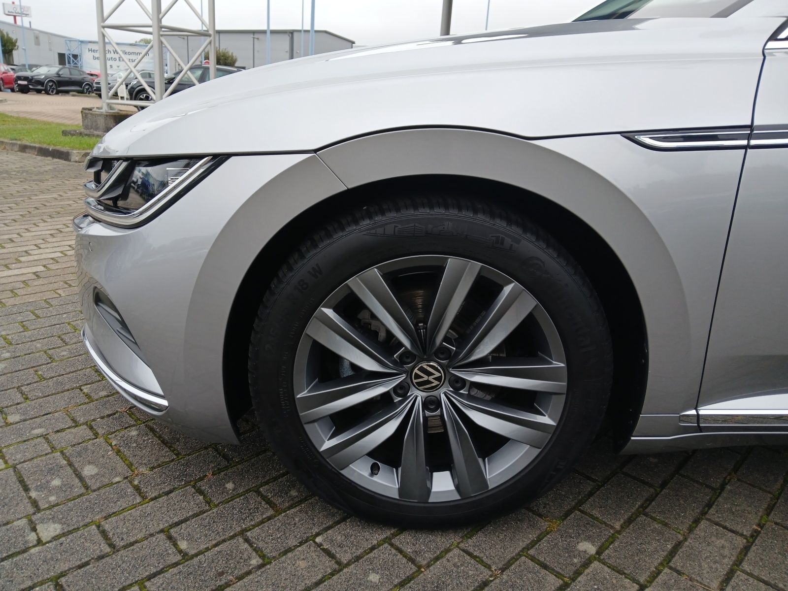 Fahrzeugabbildung Volkswagen Arteon SB TDI Elegance DSG LED AHK Navi AID ACC