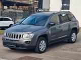 Jeep Compass Limited 2.2 CDT 4x2 * Navi/Leder/SHZ - gebrauchte Jeep Compass aus dem Jahr 2012