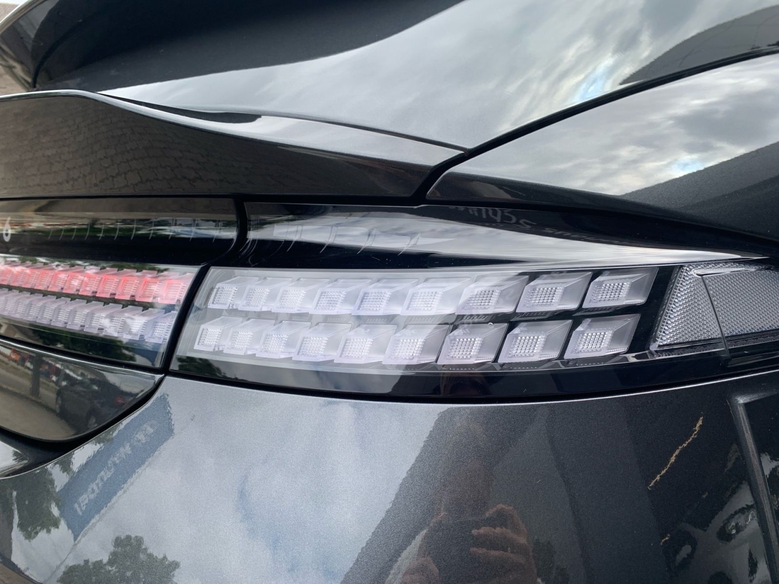 Fahrzeugabbildung Hyundai IONIQ 6 Elektro 77,4 kWh TECHNIQ 20 Zoll Pano Al