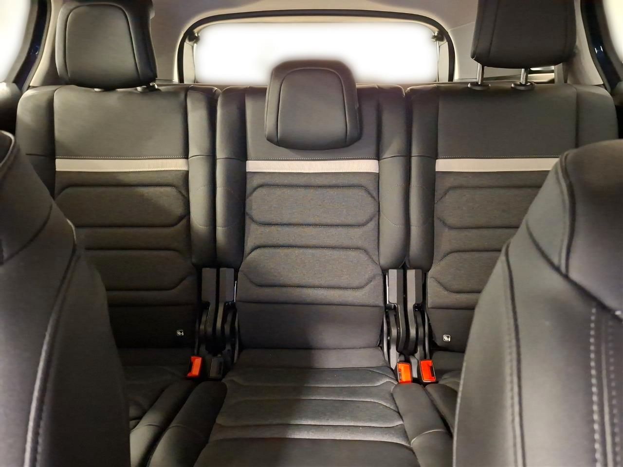 Fahrzeugabbildung Citroën C5 Aircross Hybrid 145 Max e-DCS6 Automatik Navi