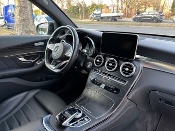 Fahrzeugabbildung Mercedes-Benz GLC 300 4Matic AMG*Panorama*Totwinkel*AHK*