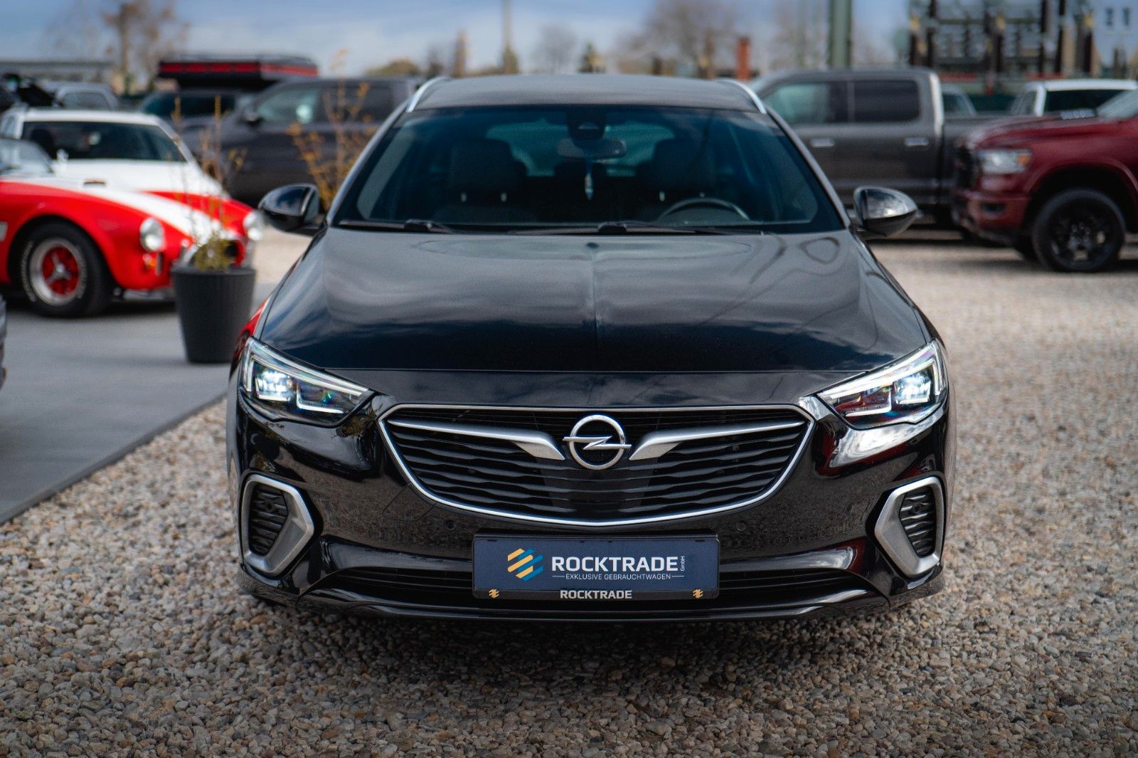 Fahrzeugabbildung Opel Insignia B Sports Tourer GSi 4x4 *ACC*LED*HU*DAB