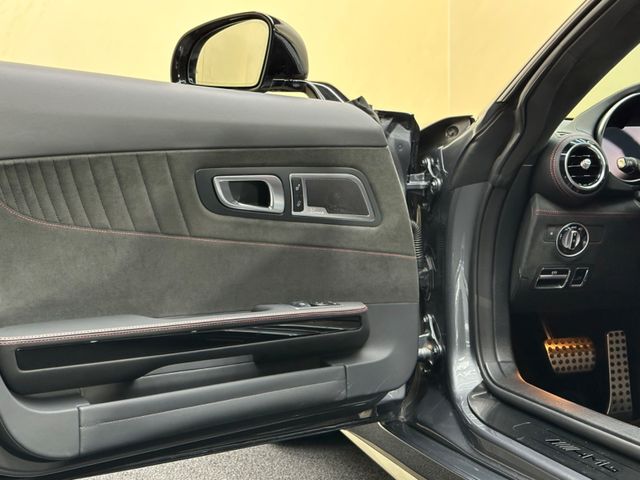 R.W. Exclusive Cars