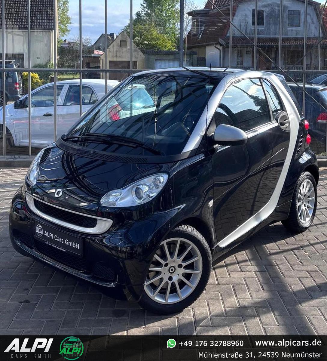 Smart fortwo coupe 1.0 MHD *PANORAMA/TÜV/GANZJAHRESREI