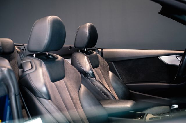 Fahrzeugabbildung Audi A5 Cabriolet quattro sport2.0TFSI-Garantie -Steu