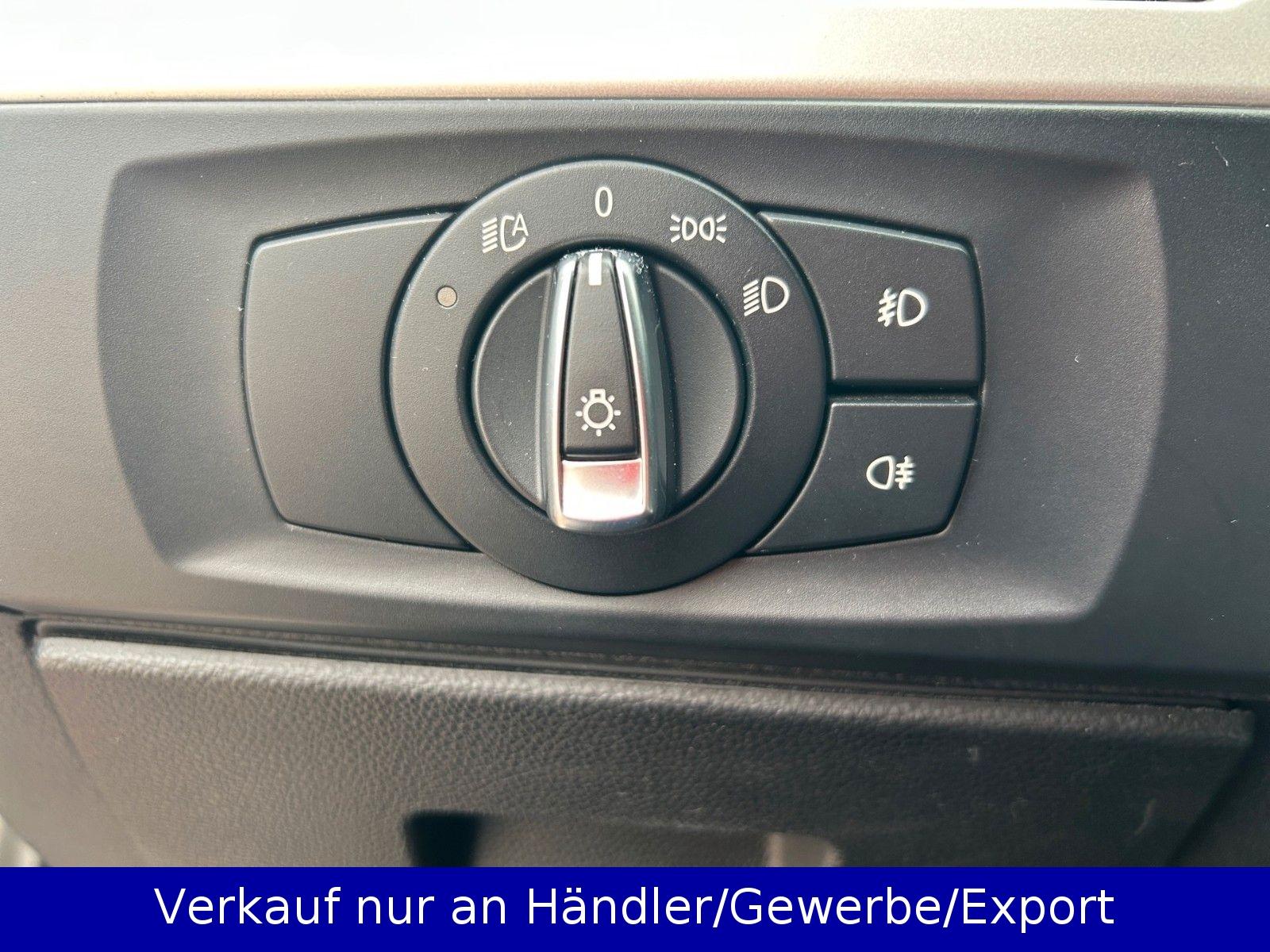 BMW 320 2011 — photo 15