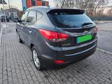 Hyundai ix35 2.0 Premium 4WD Premium - Hyundai ix35 in Dortmund