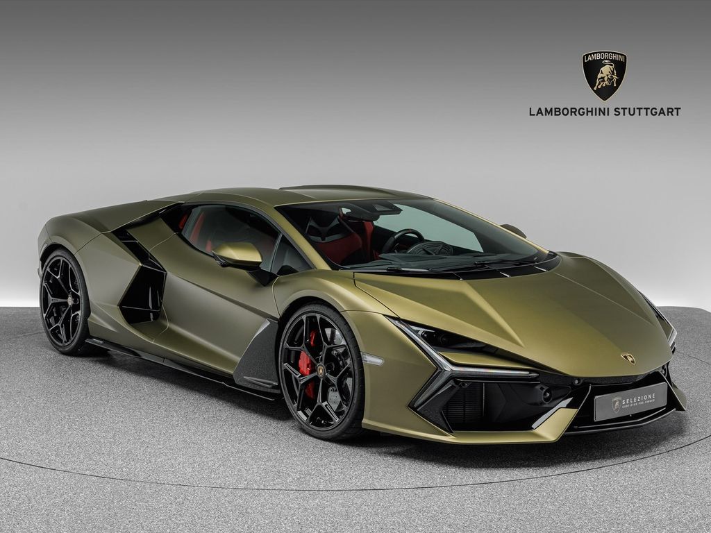 Image of Lamborghini Revuelto