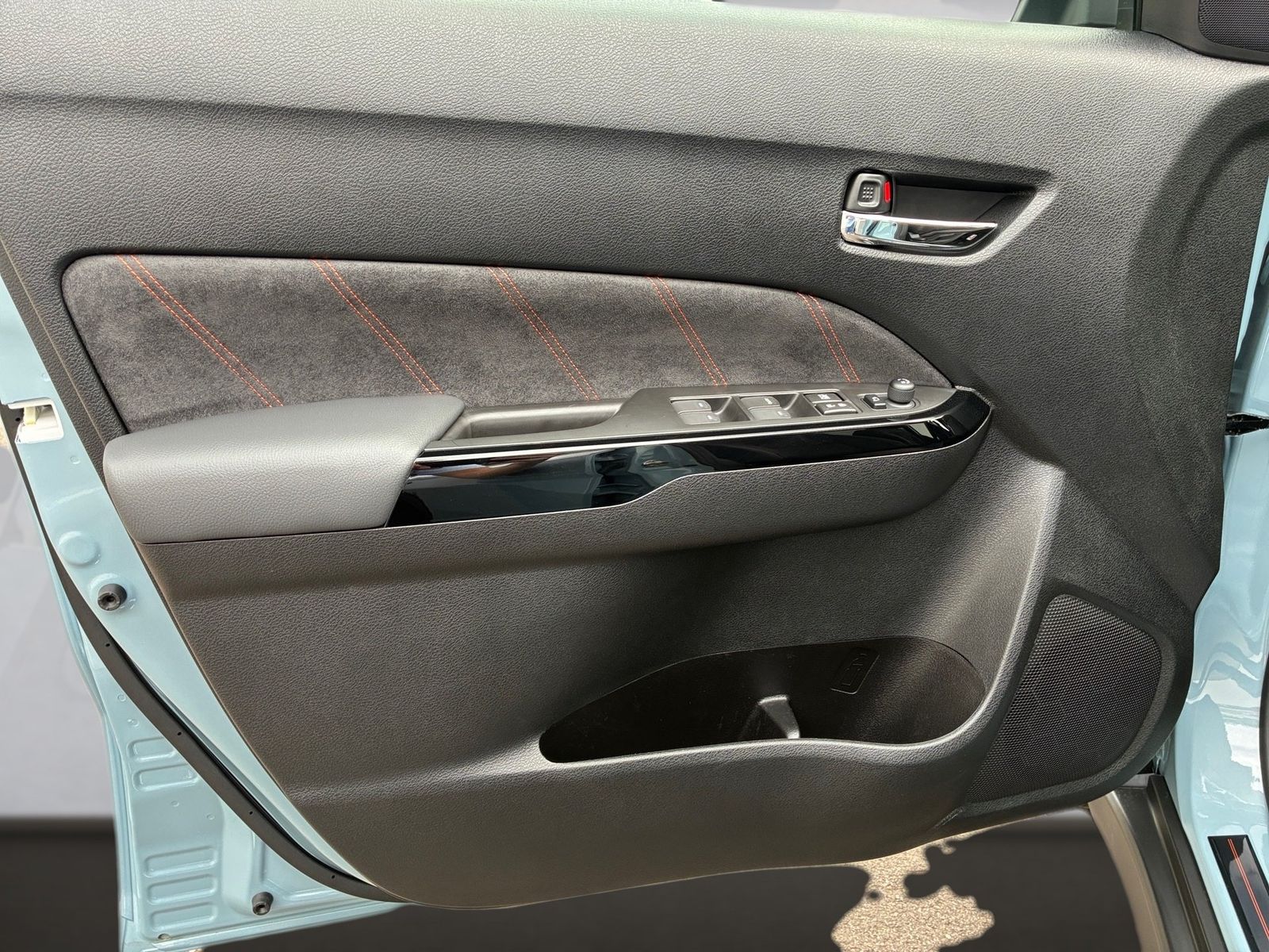 Fahrzeugabbildung Suzuki Vitara 1.4 4x2 Comfort+ X-Ite,Pano,Navi,Kamera